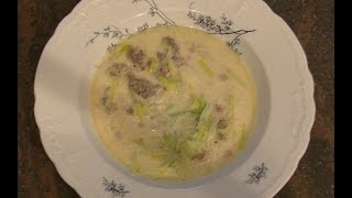 Zubereitung Käsesuppe mit Hackfleisch und Lauch [upl. by Yantruoc895]