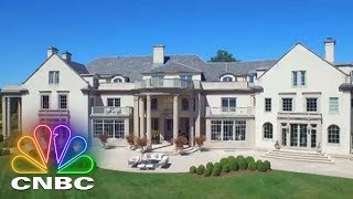 Vince Camutos 72M Hamptons Mansion Villa Maria  Secret Lives Of The Super Rich [upl. by Howell398]