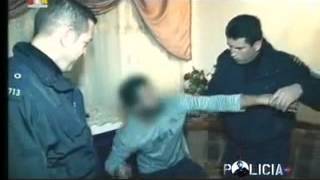 Policia e Kosoves DHUNÃ‹ NÃ‹ FAMILJE 25032011 [upl. by Llorre]